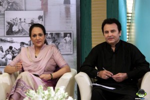 Bushra Ansari and Behroz Sabzwari hosting HUM TV Telethon 2011