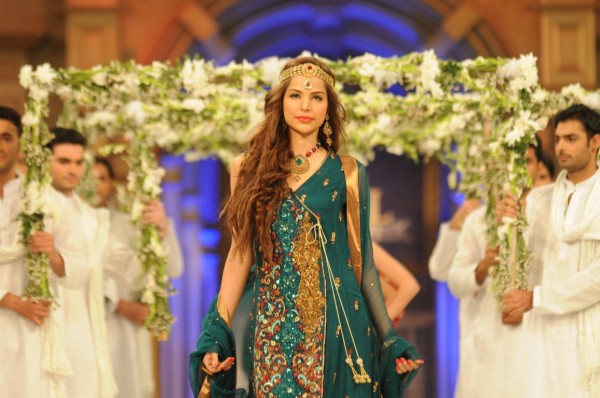 Mona Imran at Bridal Couture Week 2012 Karachi