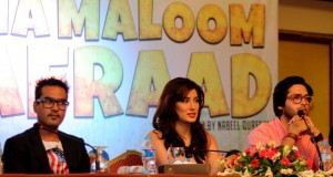 Cast of Namaloom Afraad